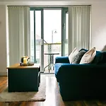 Birmingham City Centre Flat With Balcony