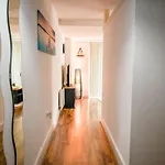 Birmingham City Centre Flat With Balcony